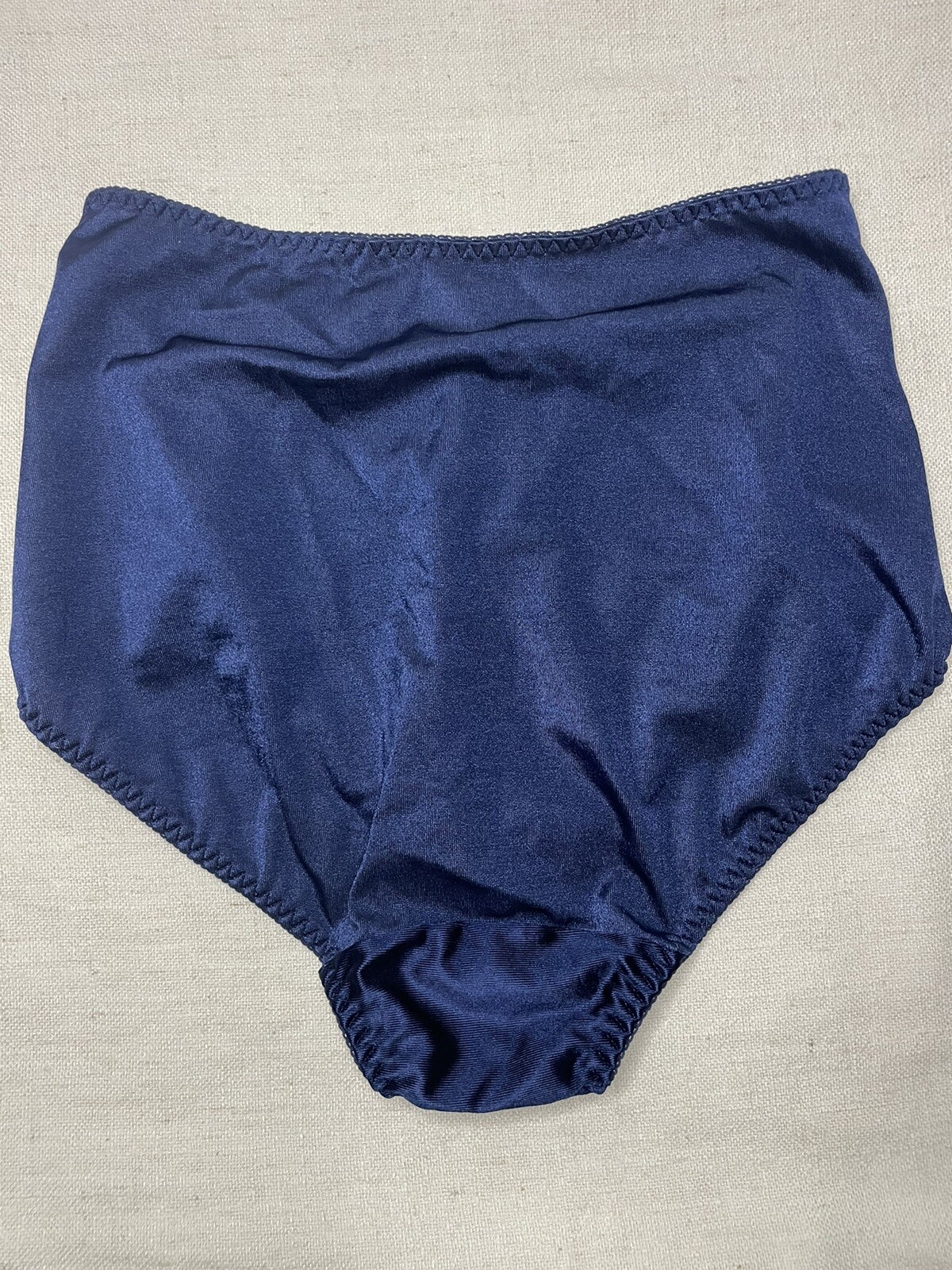 Vintage Vanity Fair Sissy Silky Satin Nylon Panty Medium 6