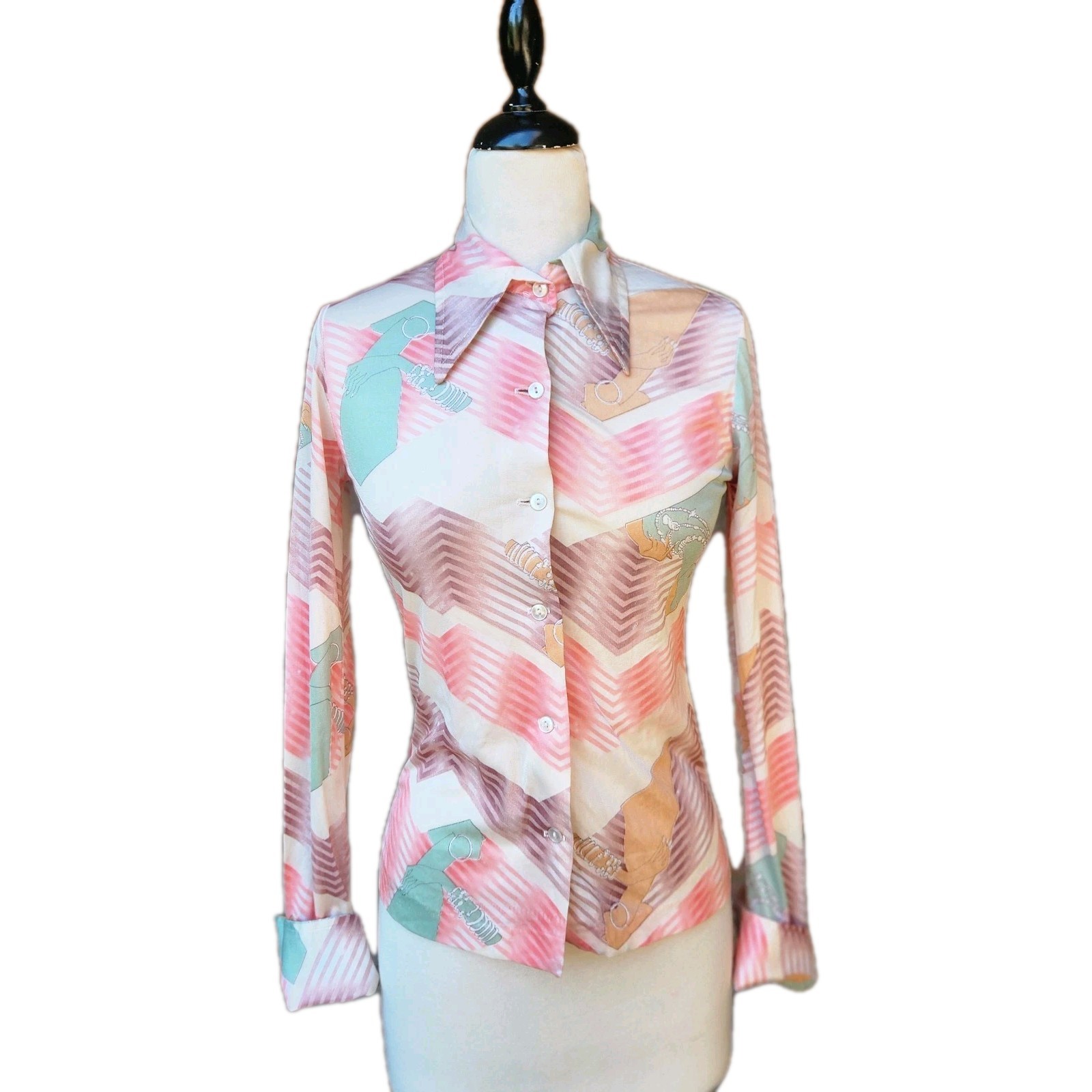 Patty’s 1970s Vintage Graphic Button-Down Shirt Multicolor Size XS