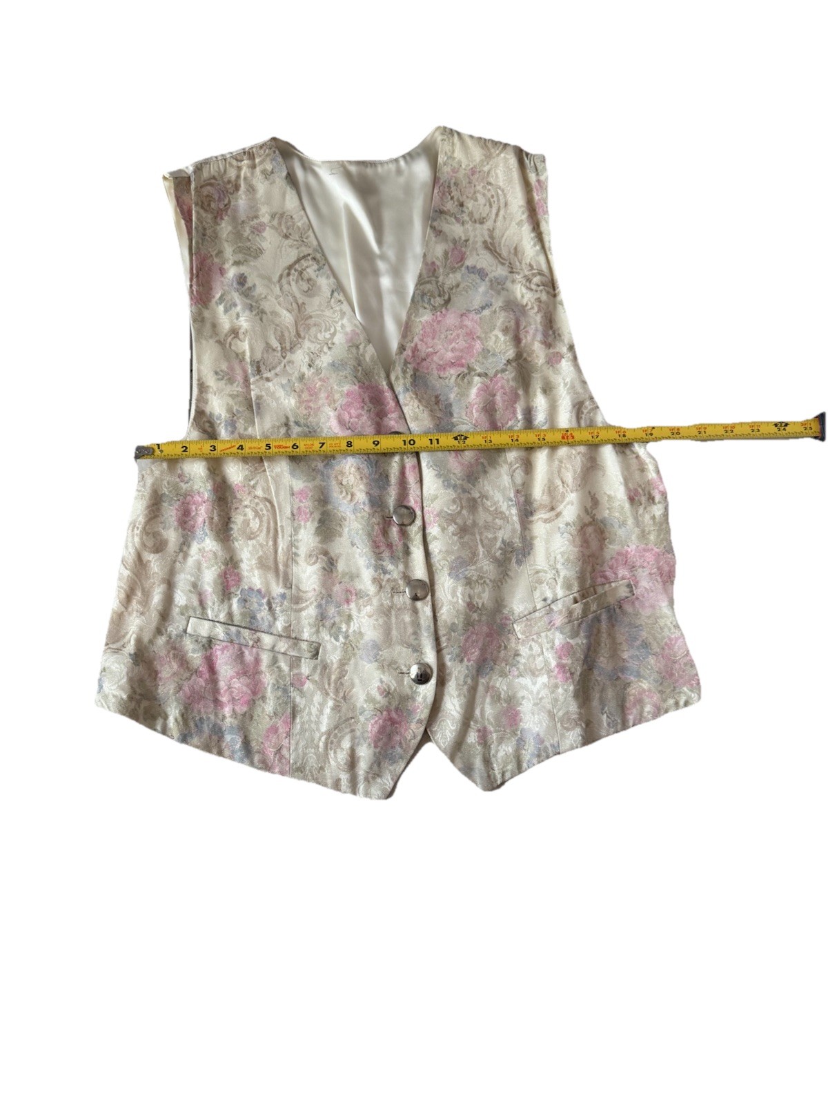 Floral And botanical patterned vest Pink And Cream Embroidered Flowers Vintage