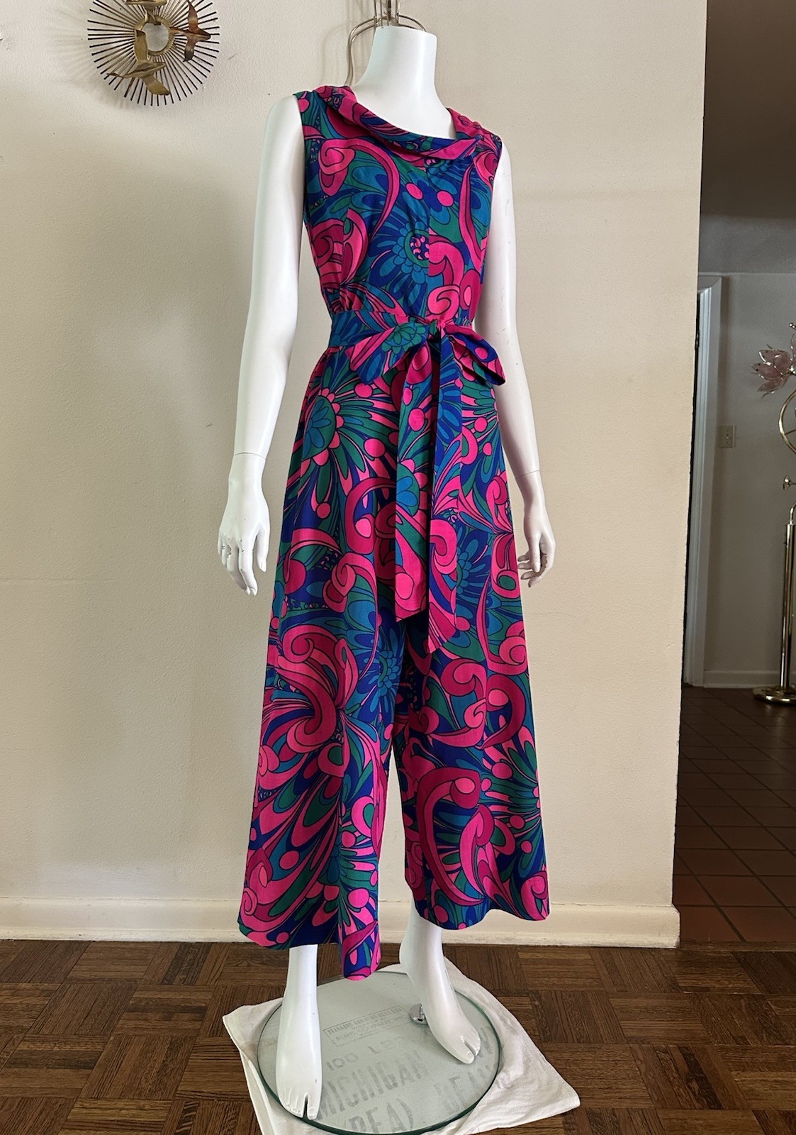 1960s Fumis Waikiki Hawaiian Palazzo Jumpsuit Psychedelic Floral Hostess Mod VTG