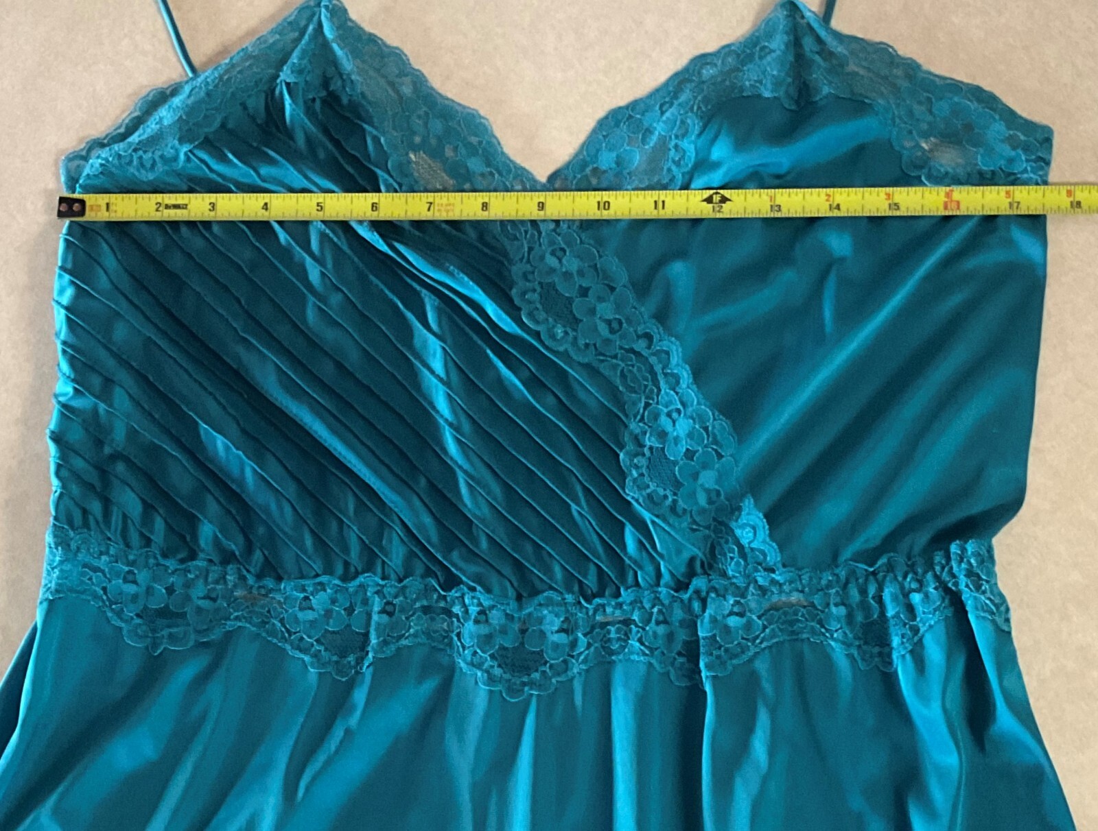 Jade Green Nightgown Jenelle of California Made in the US Size Tall Large (VC43)