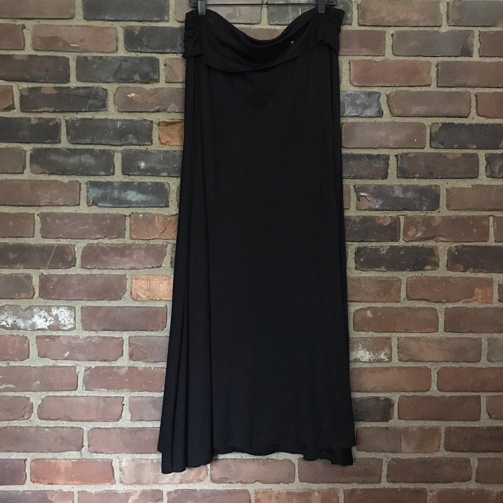 Lord & Taylor | Long Black Elastic Fold Waist 1X -39” Waist X 42” Long