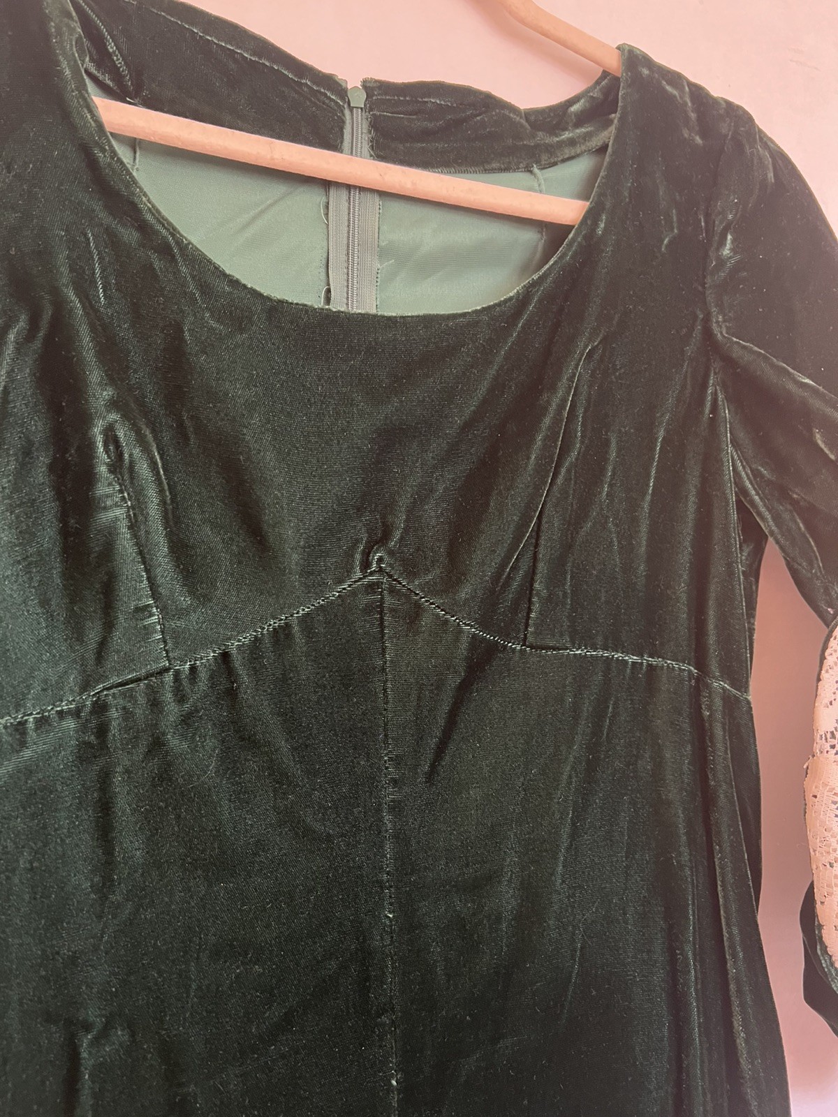 Vintage 70s Plush Velvet Maxi Dress 9 Trumpet Sleeve Dk Green Empire Renaissance