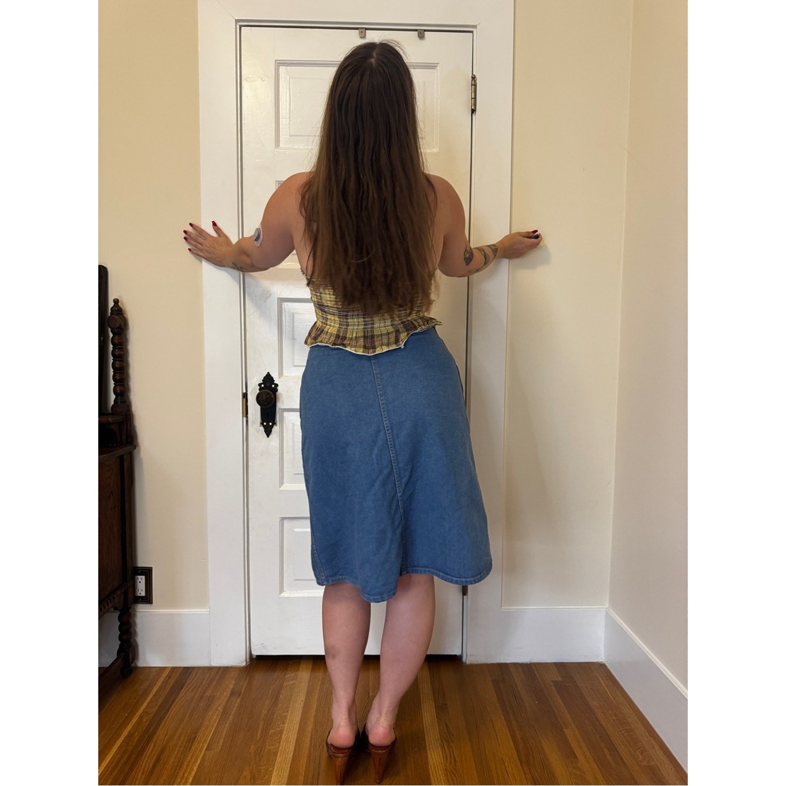 Y2K does 70s Plaid Tube Top