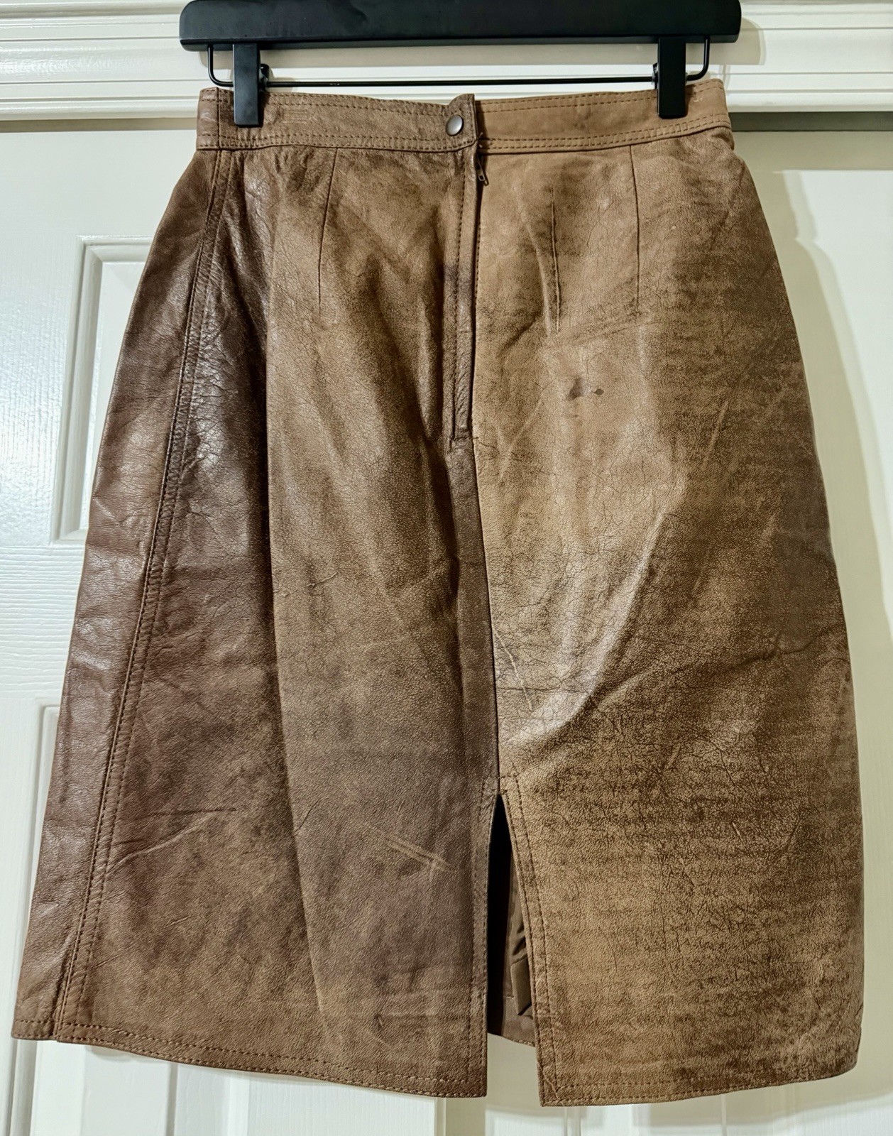 Vintage 1980s Women’s Leather Tarazzia Internationale Skirt