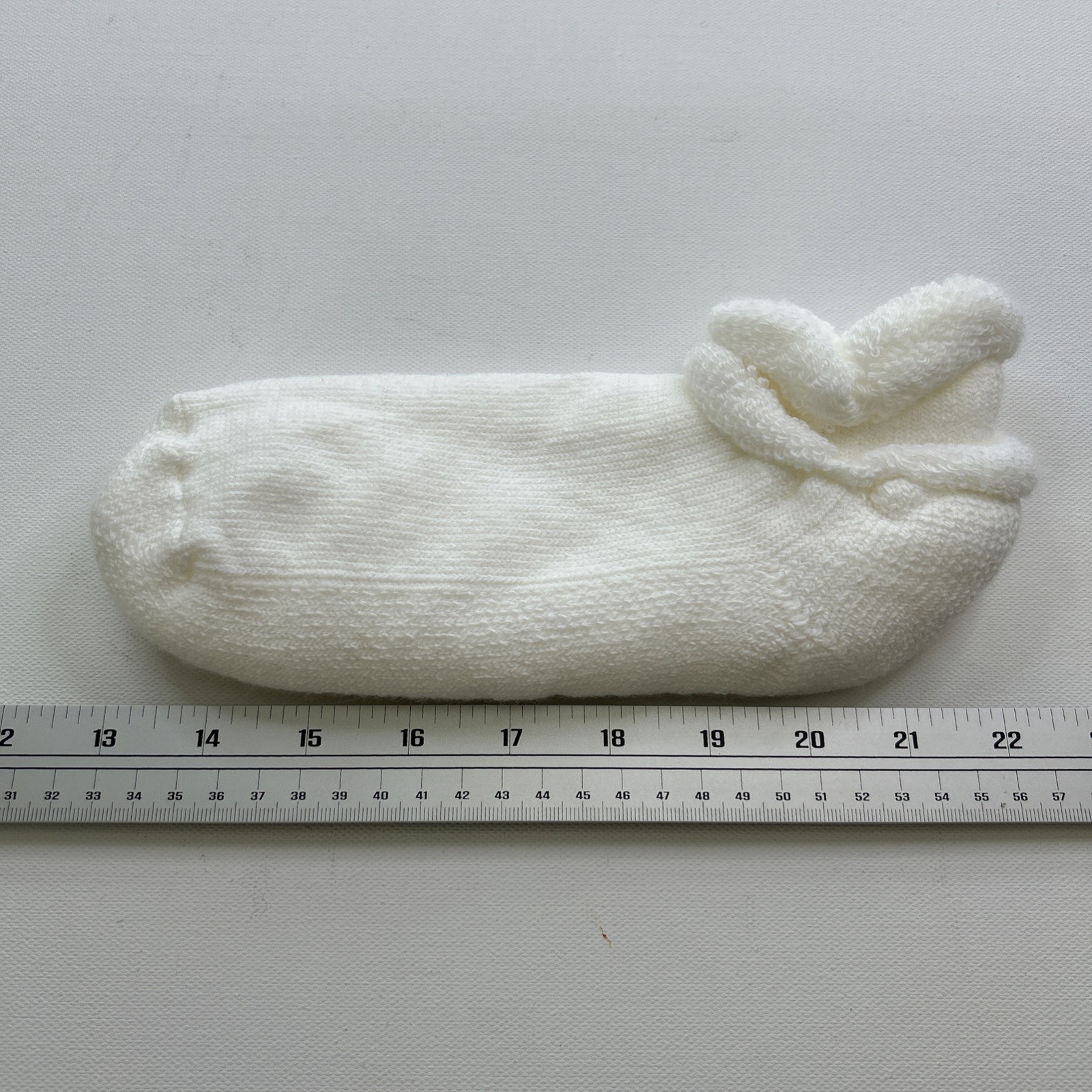 VTG Ladies Socks Acrylic Blend Low Cut NOS 70s 80’s White Ankle USA Made Thorlo