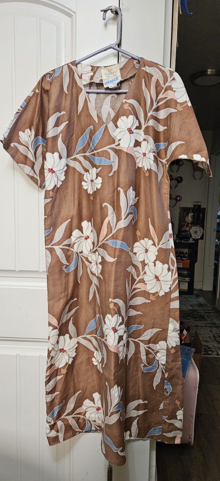 Vintage SUN FASHIONS of Hawaii USA Brown Floral Maxi Dress , sz Small