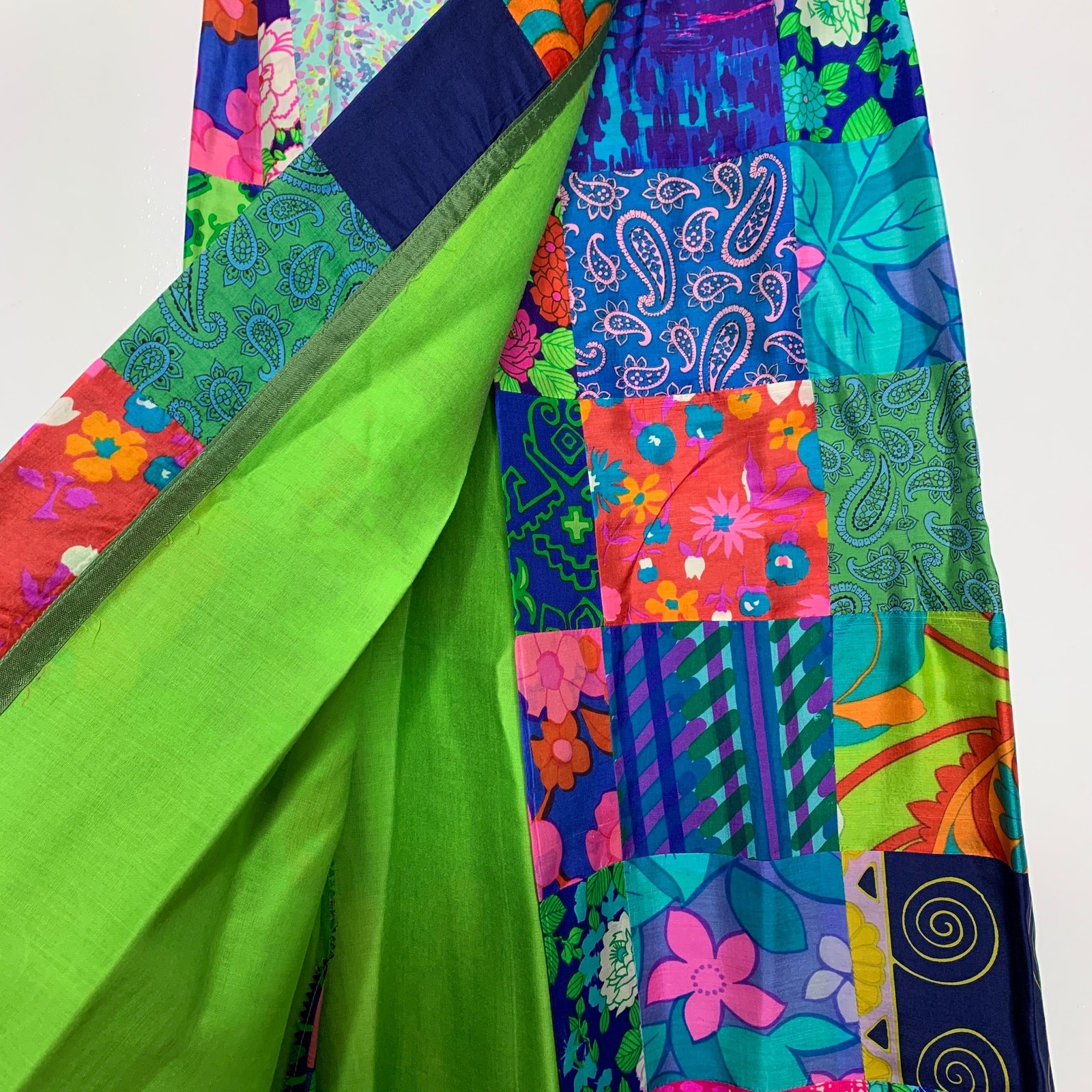 Vintage 60s Womens XS US 4 Bohemian Boho Silk Patchwork Wrap Style Maxi Skirt