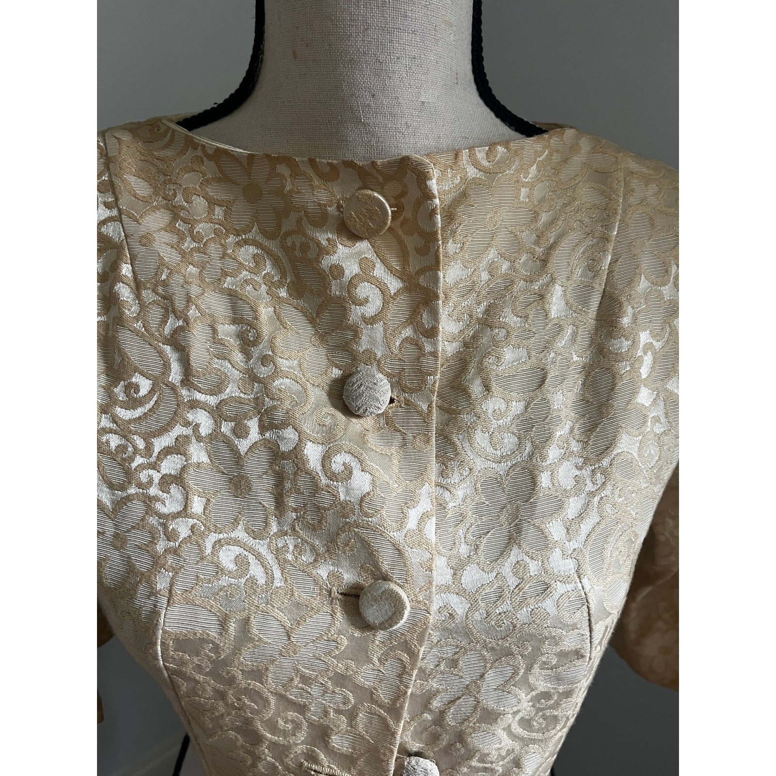 Vintage Gold Floral Brocade Cropped Jacket XS Back Bows Pinup Mid Century Modern