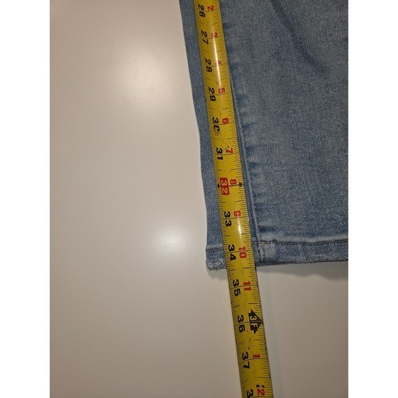 Vervet Jeans Womens 28 Blue Denim Cotton Stretch Distressed Straight Light Wash