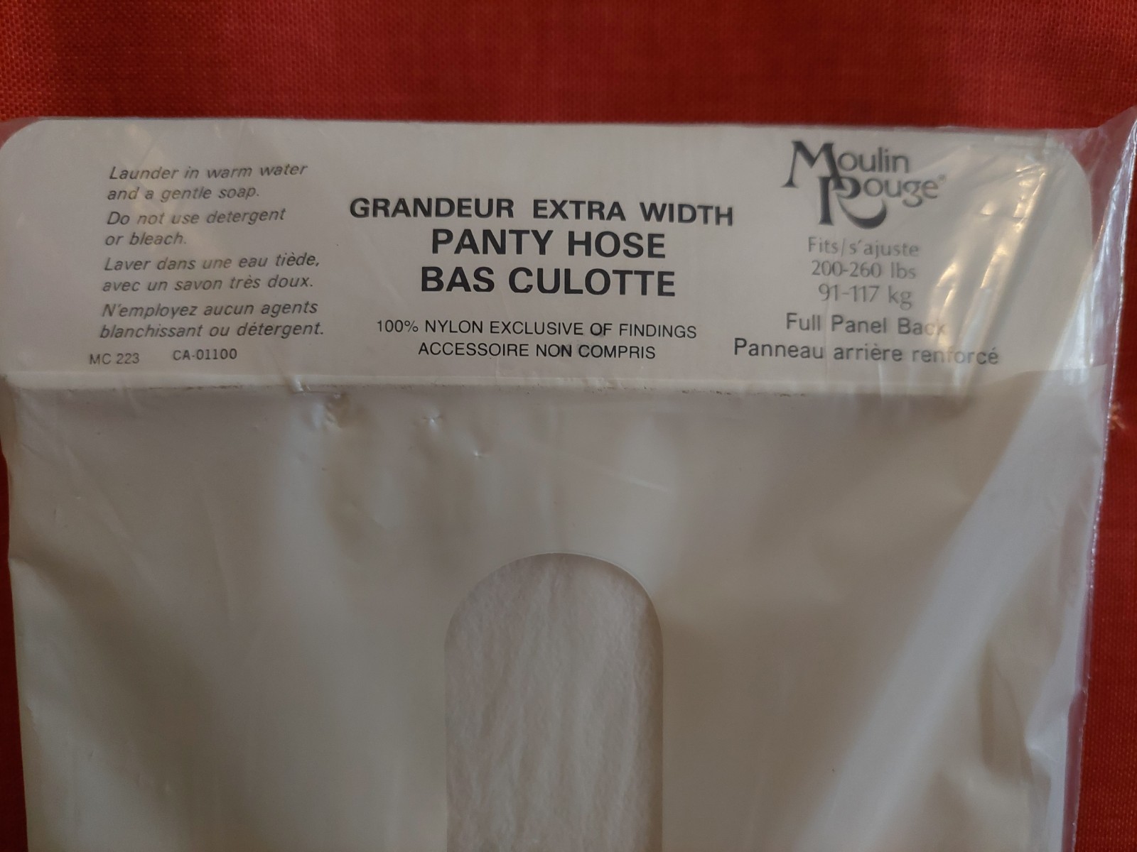 Vintage Pantyhose Rare Moulin Rouge Color White Queen BSECP2