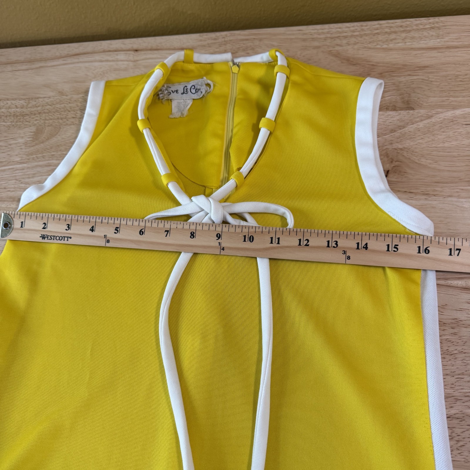 Vintage 60s 70s Eve Le Coq Mod Top Size XS Yellow White Colorblock Tie Neck