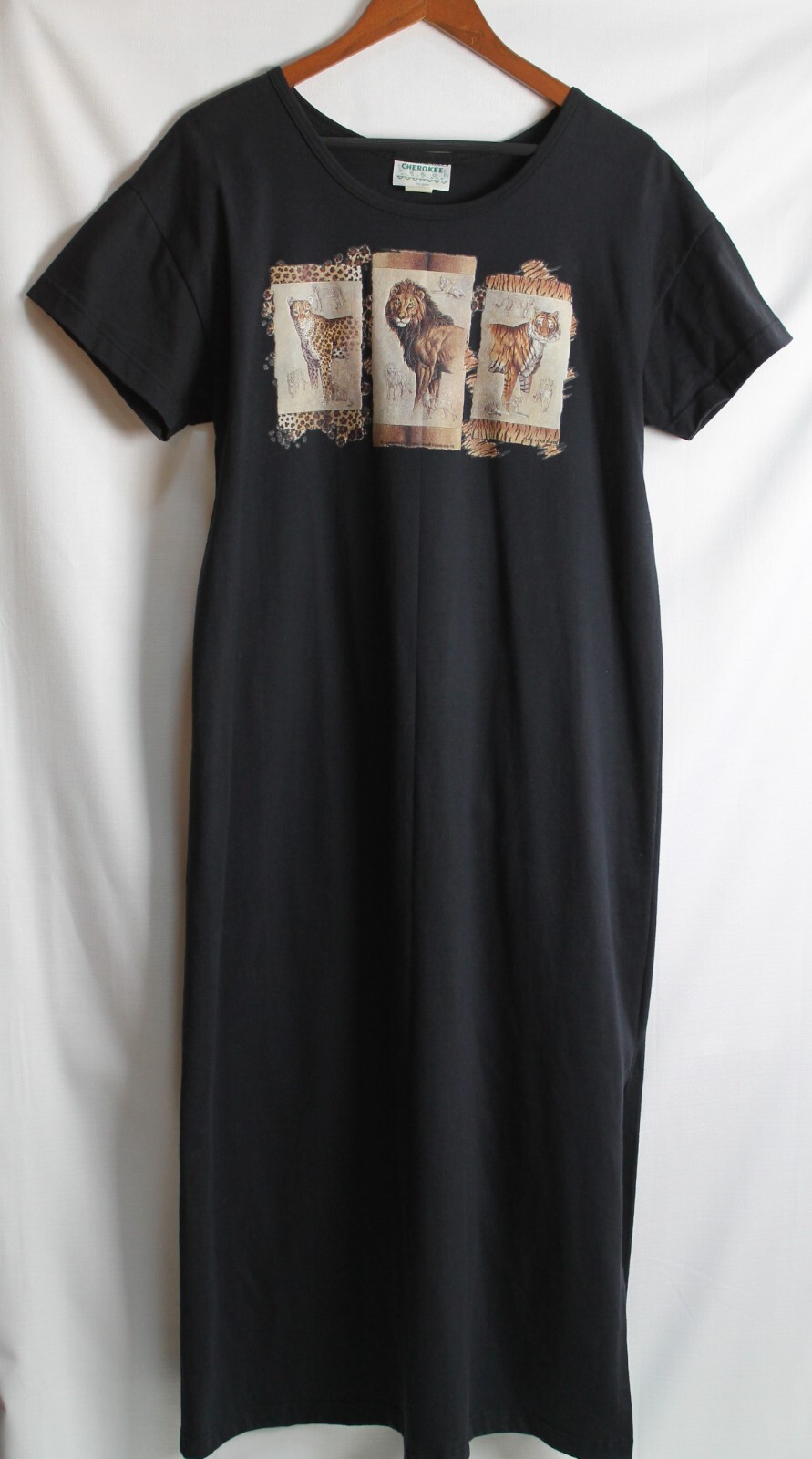 Cherokee Beach Clothiers-Lion Graphic-Black Dress-Med Vintage. USA Granny Core