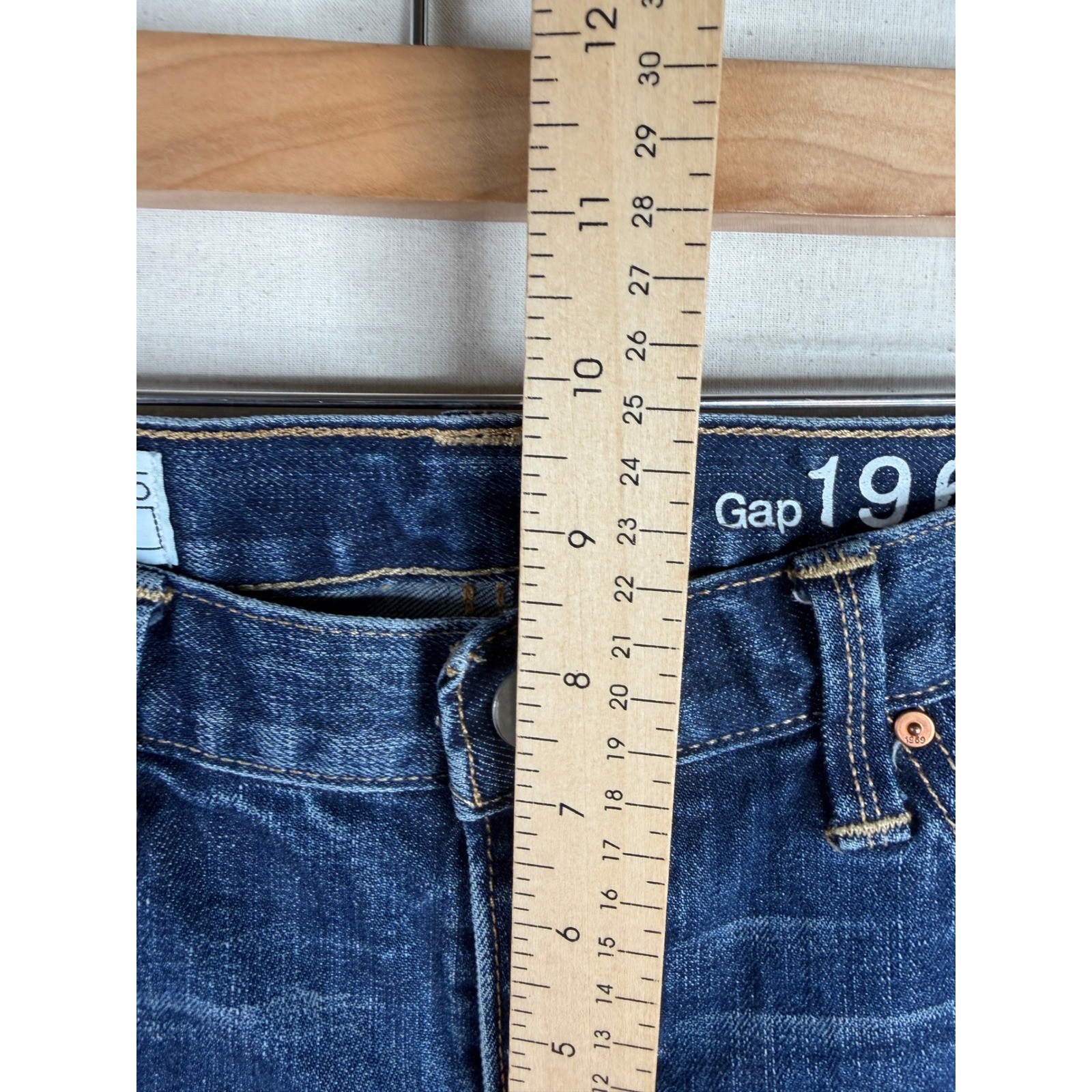Gap 1969 Sexy Boyfriend Denim Shorts size 25 Blue