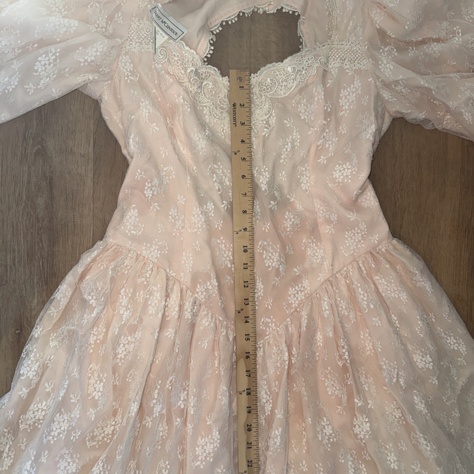 Vintage McCLINTOCK Peach Tea Dress Lace Floral Size 14 Cap Sleeve Open Back