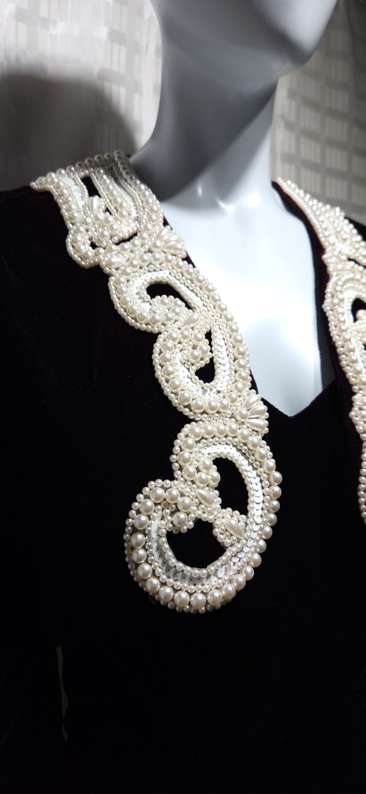 Formal Holiday Party Dress Velvet Beaded Burgundy Med 6 McClintock Old Money