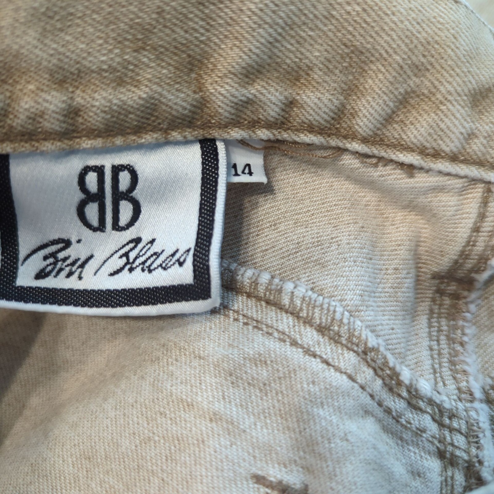 Vintage Bill Blass Women’s Beige Jeans size 14 High-waisted Tapered Mom Jeans