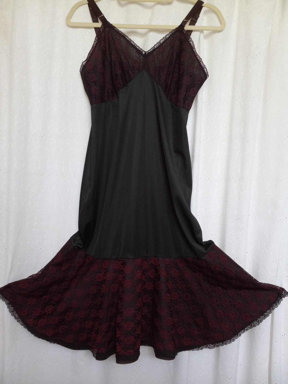 Rare 40s Vintage Black With 10 Inch Red Lace Flare Bottom