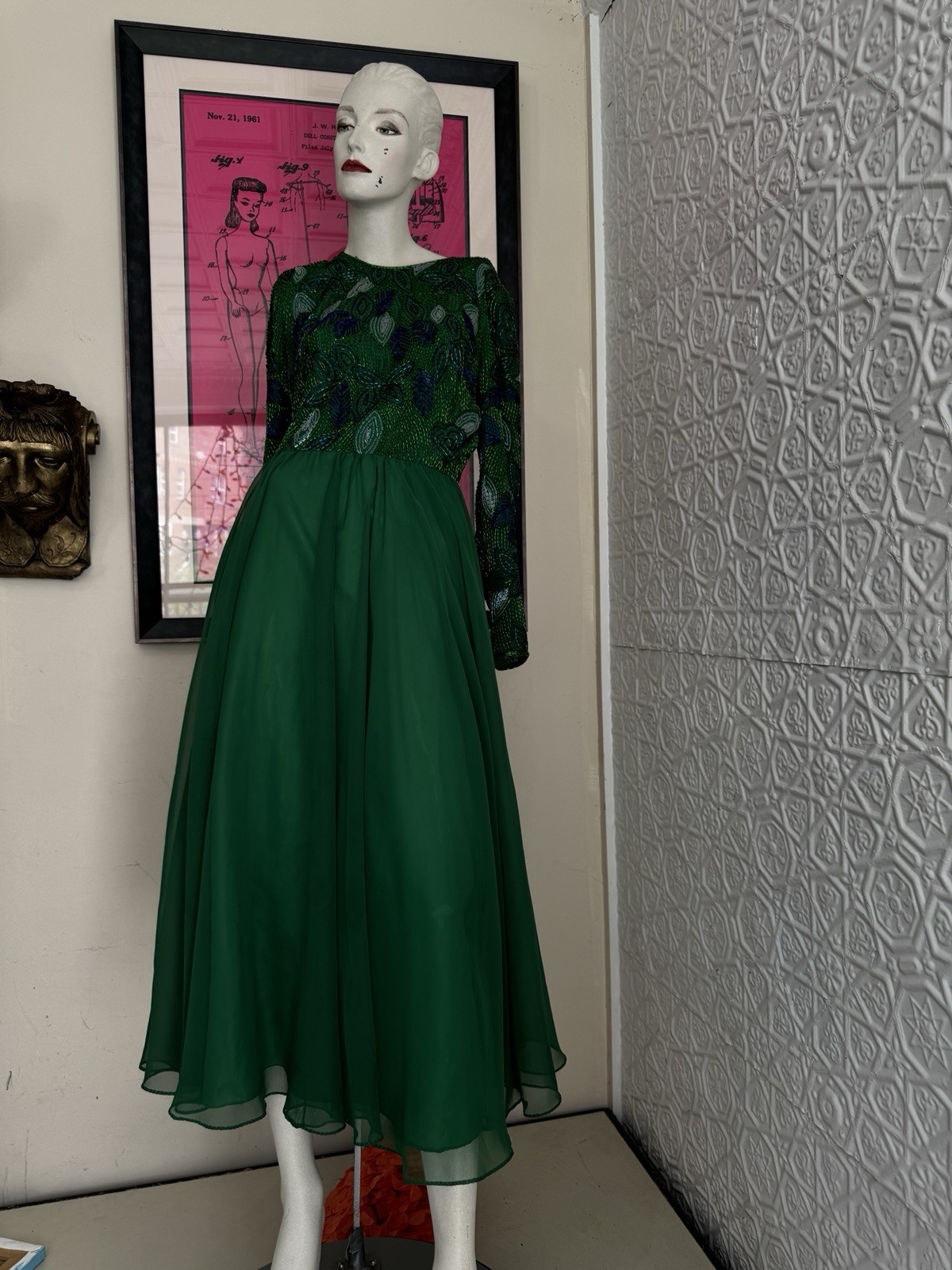 1980s Green Beaded Chiffon Cocktail Dress-Floral-Foliage-Glam-Hollywood-S/M