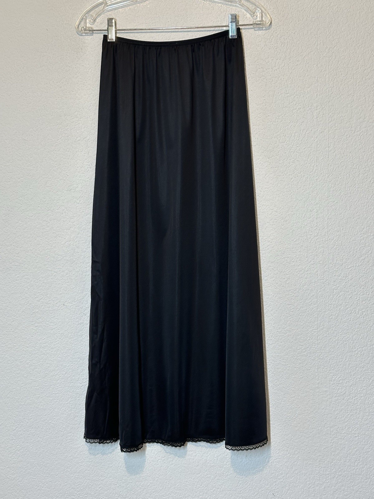 Vtg 90s Vanity Fair Size S 34 Long Black Satin Half Slip Skirt 23/27”X 35 Goth
