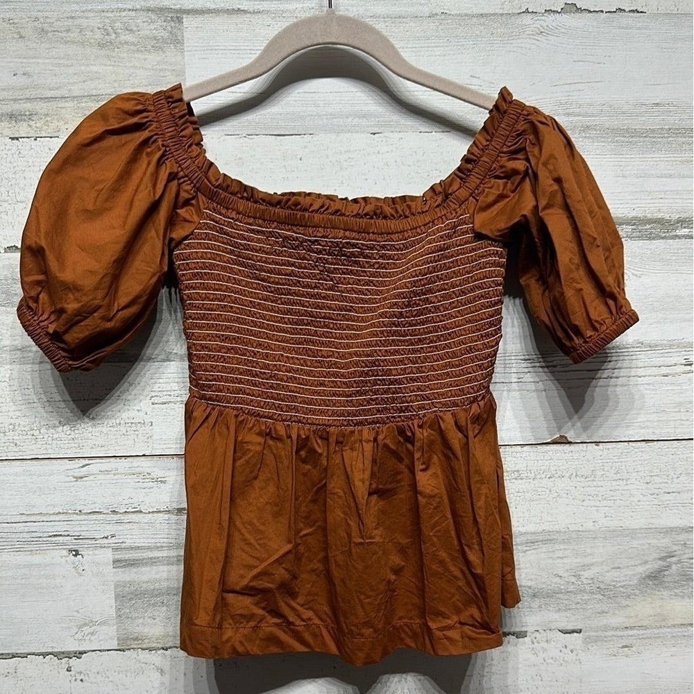 Old Navy Smocked Peplum Top Women Size S Rust Brown Puff Sleeve EUC