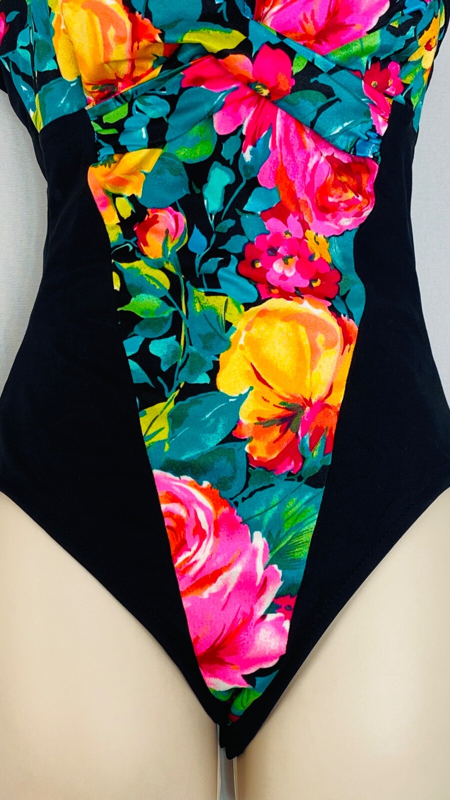 Vintage 1990s NWOT colorful floral swimsuit one piece pink black Slim Suit M 12