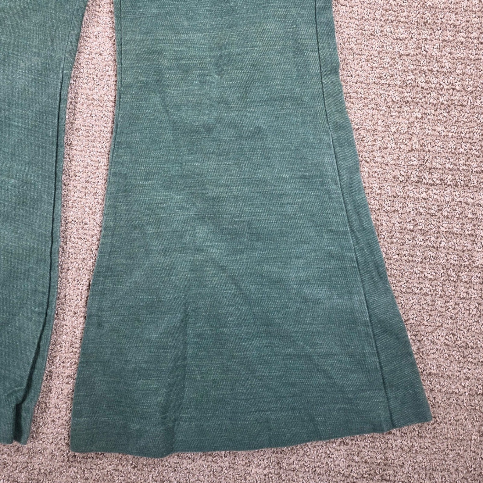 Vintage 70s Parkhouse Juniors Green Cotton Flare Leg Bell Bottom Pants 30×30