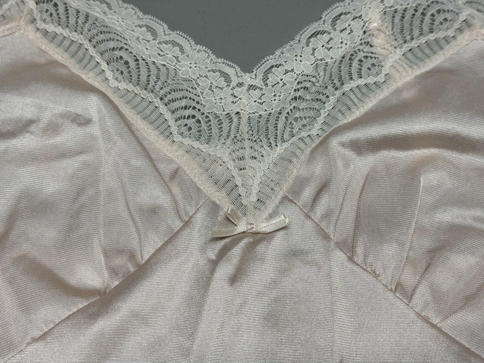Vtg Warners Nylon Slip Nightgown Size 36 Filigree Lace Pastel Pink Whimsical
