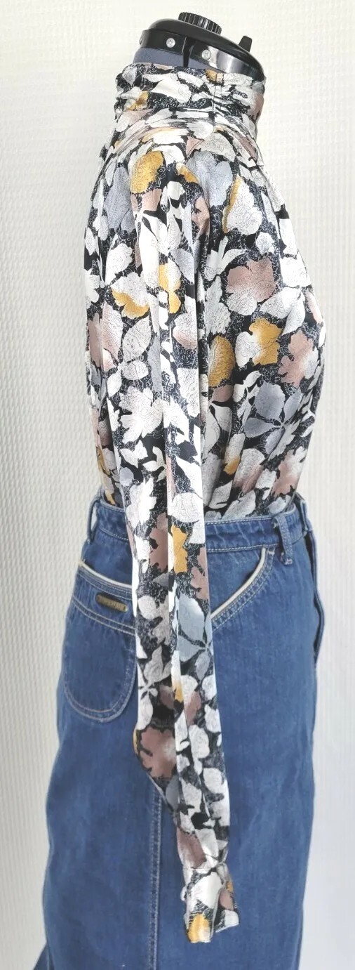 Vtg Notations Black/White/Grey/Brown Paisley Print over Leaf Print Blouse Sz 8
