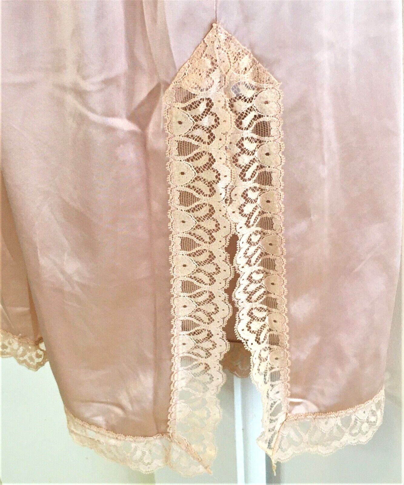 Vintage Half Slip by Blush Sz. Small Champagne Lace Side Slit Nylon NOS NWOT