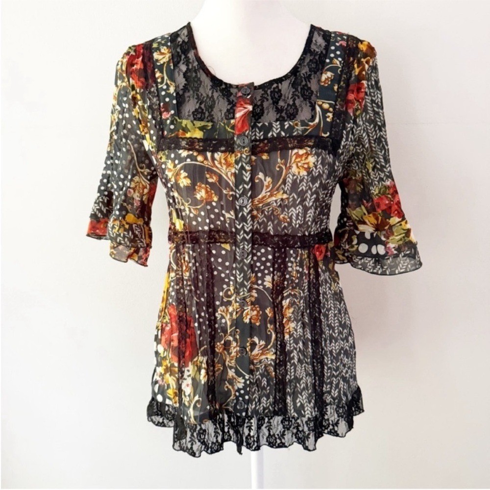 Vintage Women Y2K Floral Lace Bell Button Down Top Small Fairy Grunge Dark Boho