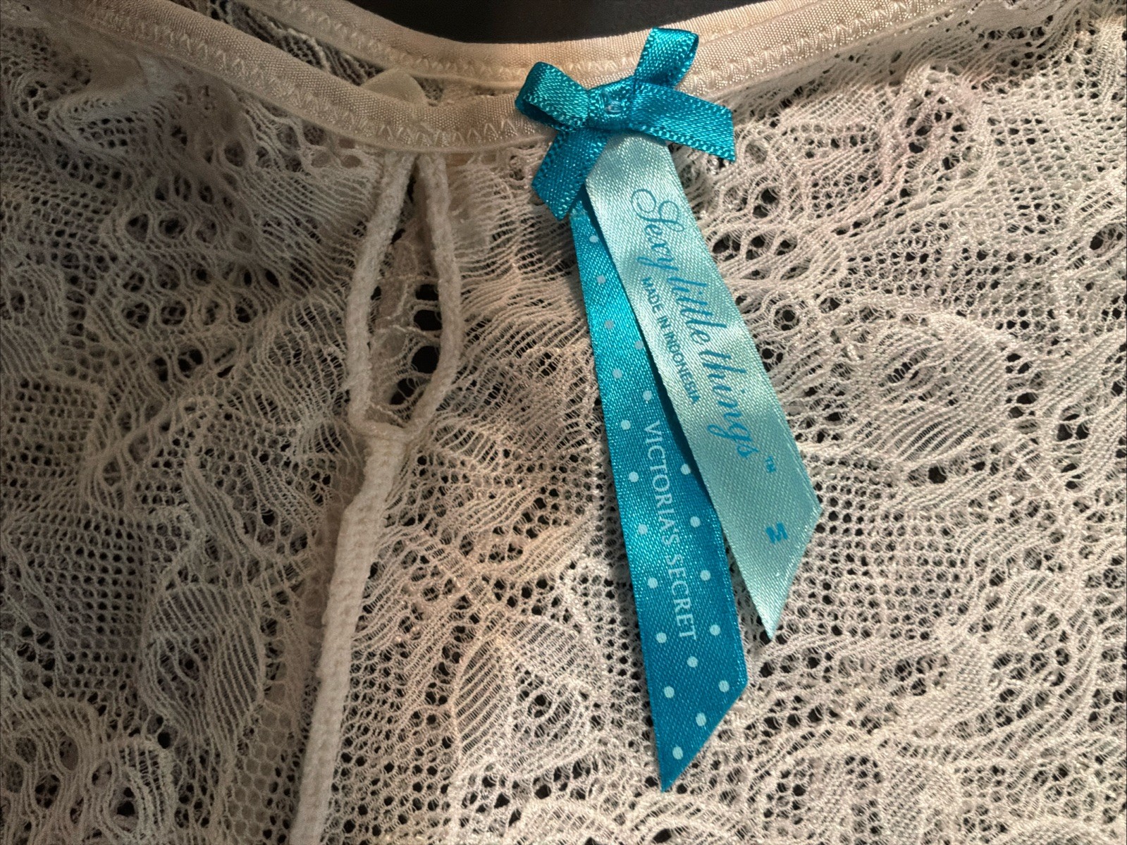 VTG Victoria’s Secret M Coconut Sexy Little Things Lace Panties RARE BLUE LABEL