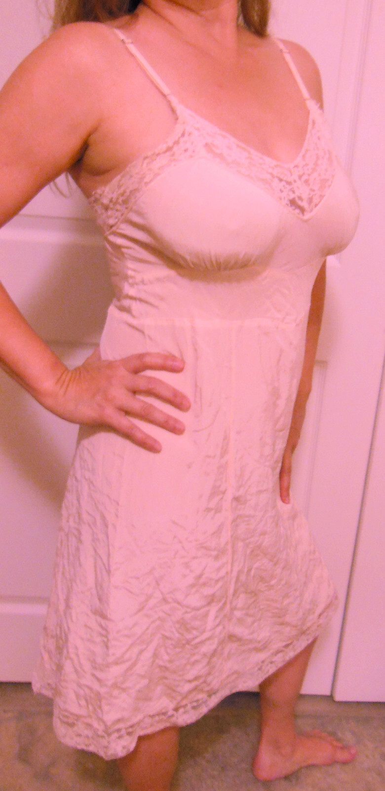 GORGEOUS 1940s PENNEY ADONNA VTG PINK LACY ACETATE/NYLON CREPE FULL SLIP 38 EVC