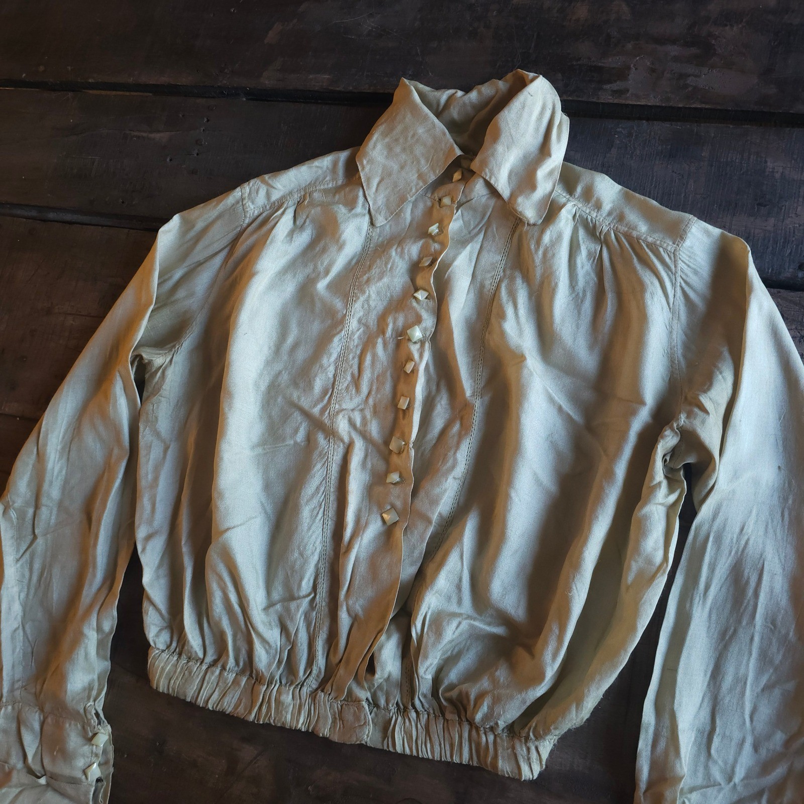 Antique Edwardian 1910s Victorian Blouse Cream Pyramid MOP Button Shirt Waist