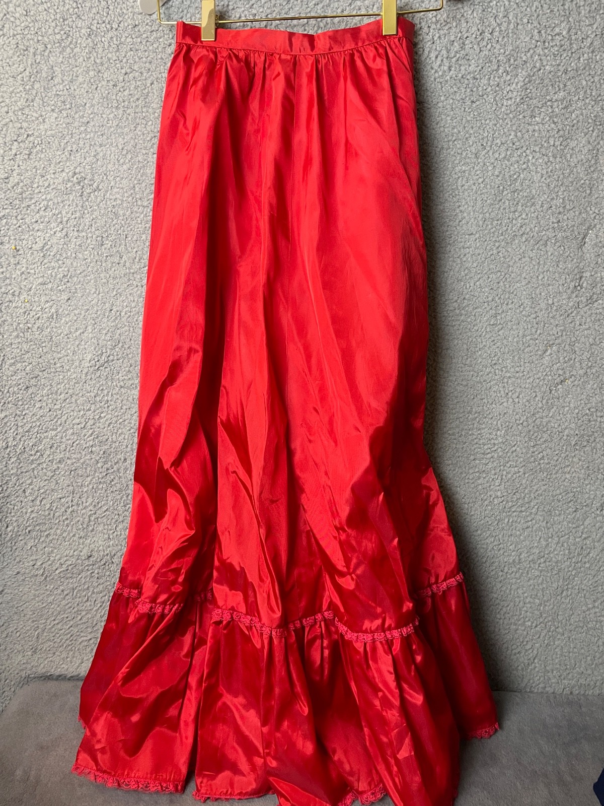 Vintage Red Taffeta Petticoat Skirt Lace Ruffle Rockabilly Square Dance Costume