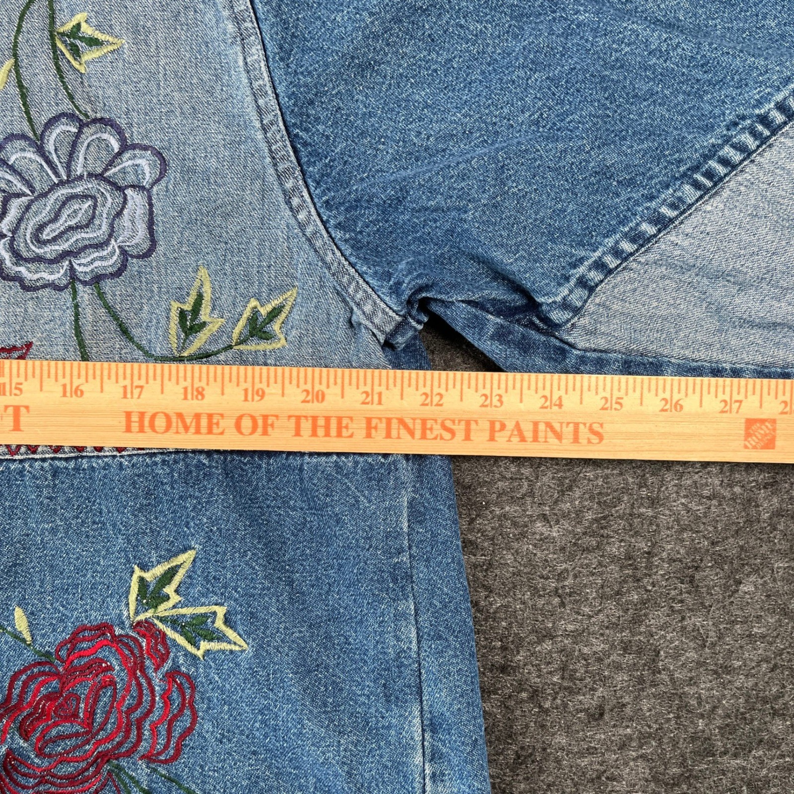 Vintage Sara Studio Trucker Jacket Womens XL Blue Gray Denim Embroidered Floral