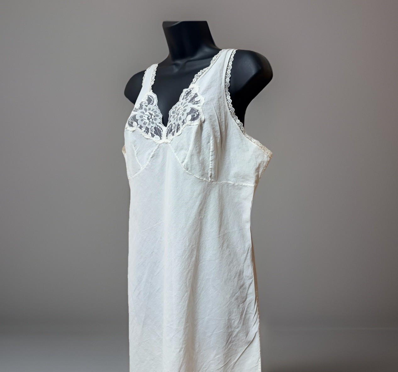 Vintage Velrose Slip Nightgown White Cotton Bust 40/Size L Pristine