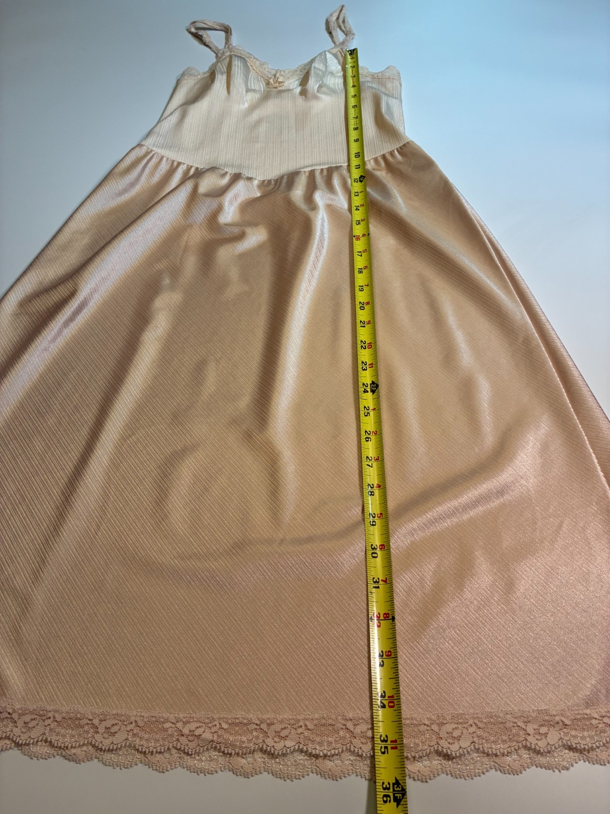 Vtg WARNERS FULL BALLET SLIP Peach BLUSH Size 36 Medium STRETCH LACE Shine On