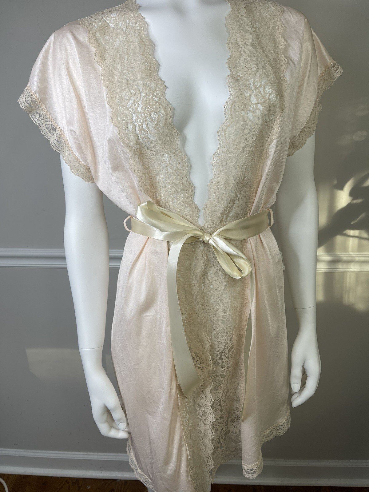 Vintage Soft Moment NY Pink Tan Nylon Lace Ribbon Sexy Night Gown Robe Size Med