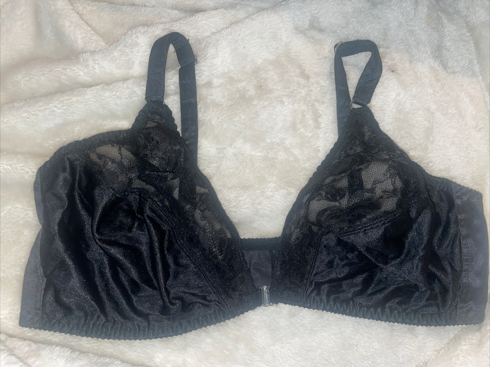 UNLINED WIRE FREE SILKY NYLON FRONT CLOSURE 90s SILKY BLACK BRA USA 42D