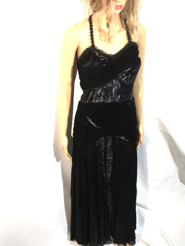 VINTAGE BLACK FULL LENGTH FORMAL EVENING GOWN SEXY GOTHIC BLACK SPARKLES OPERA