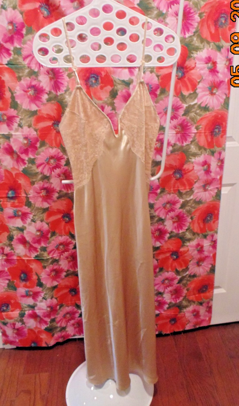 Vtg. Warners Marilyn Monroe Gold Satin Nightgown Lace Top, Split, Straps Size S