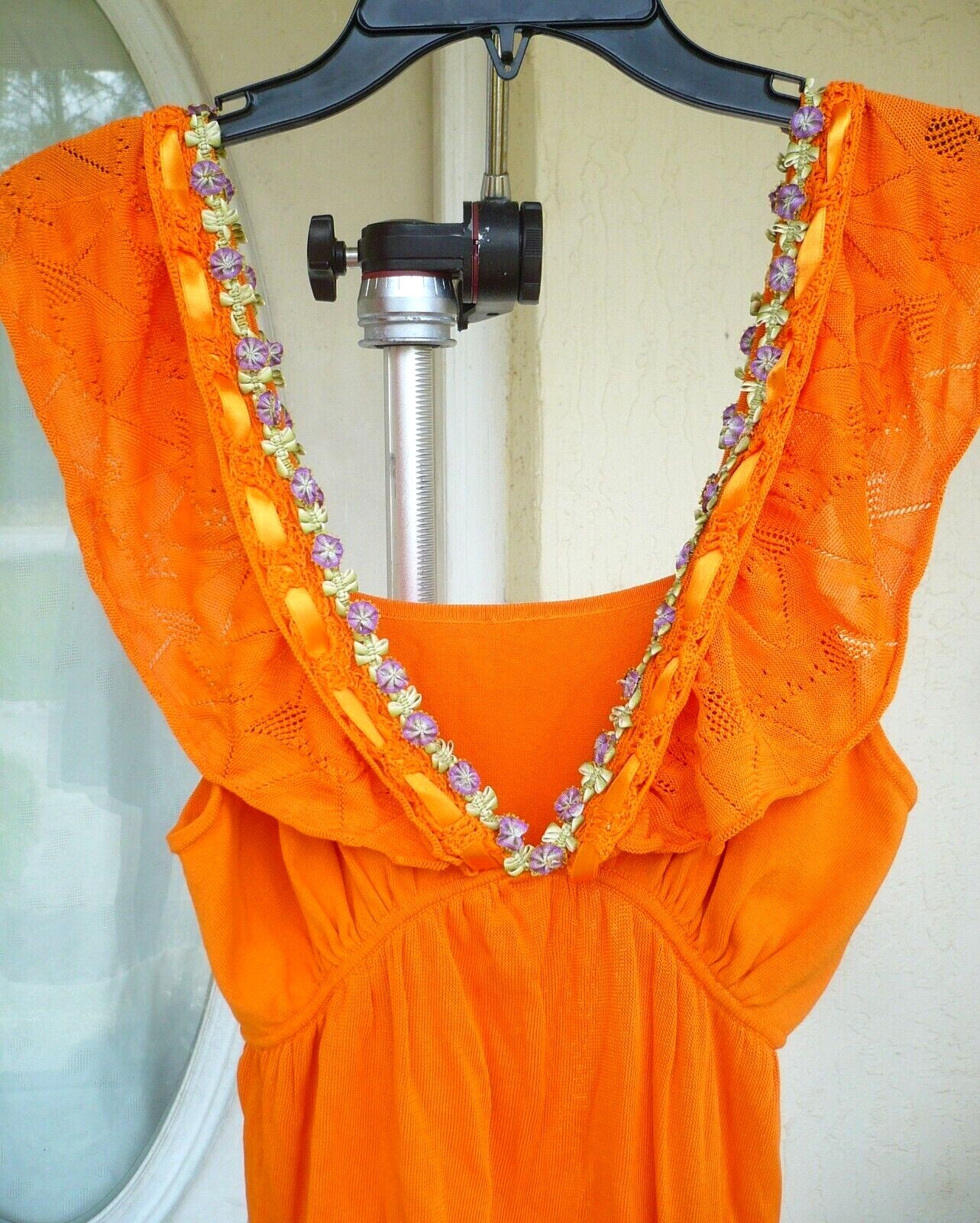VTG KNIT NET EMPIRE WAIST PLUNGE S M 3D FLOWER FLORAL STRETCH BLOUSE ORANGE LADY