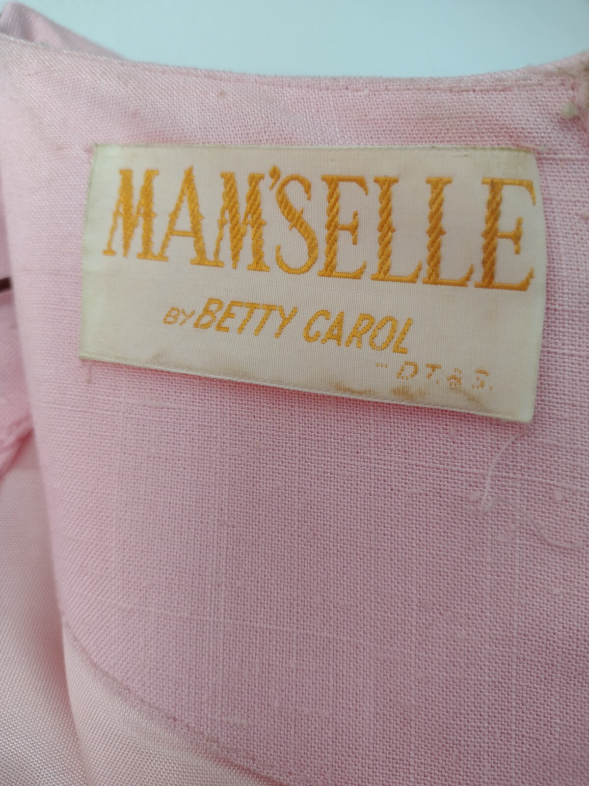 Vintage 1960s Linen scalloped detail cocktail dress and coat w/ massive bow EUC