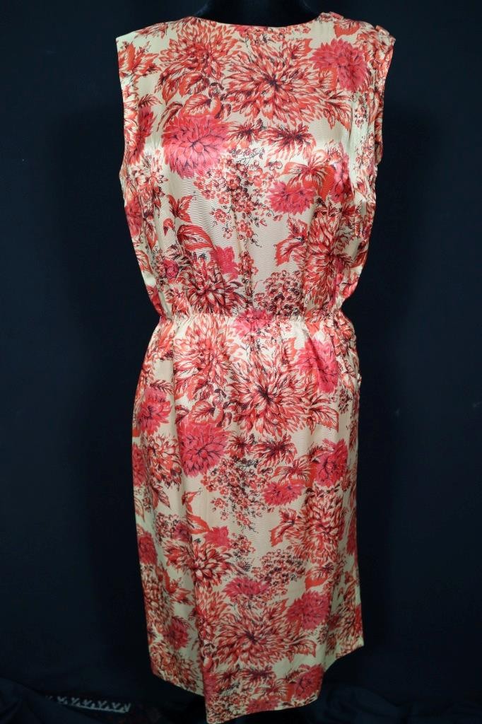 Vintage 1960’s Gold And Oranges Floral Print Silk Dress Size 6+ Excellent Cond