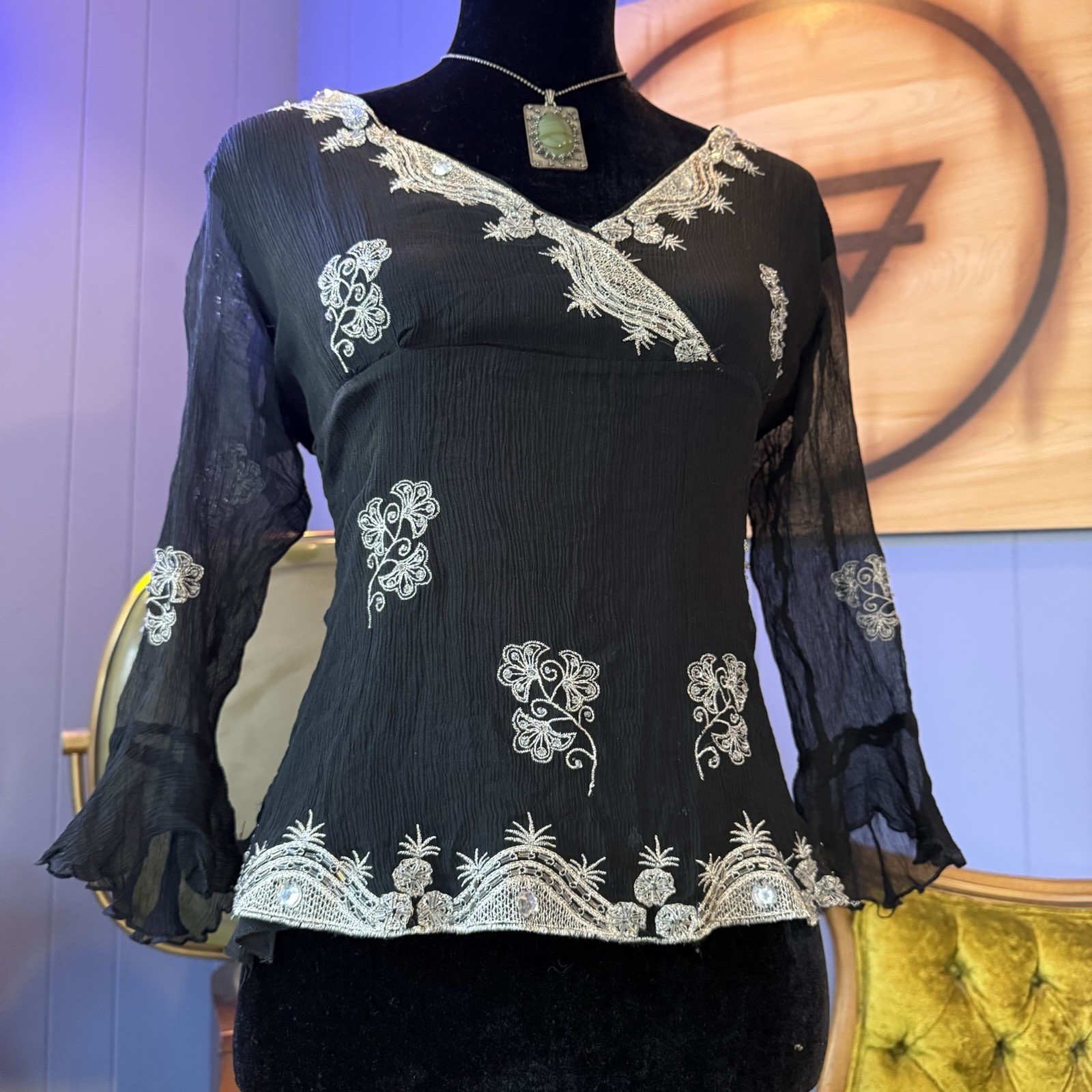 Vintage Y2K Silkland Flutter Sleeve Beaded Embroidered 100% Silk Top Size M
