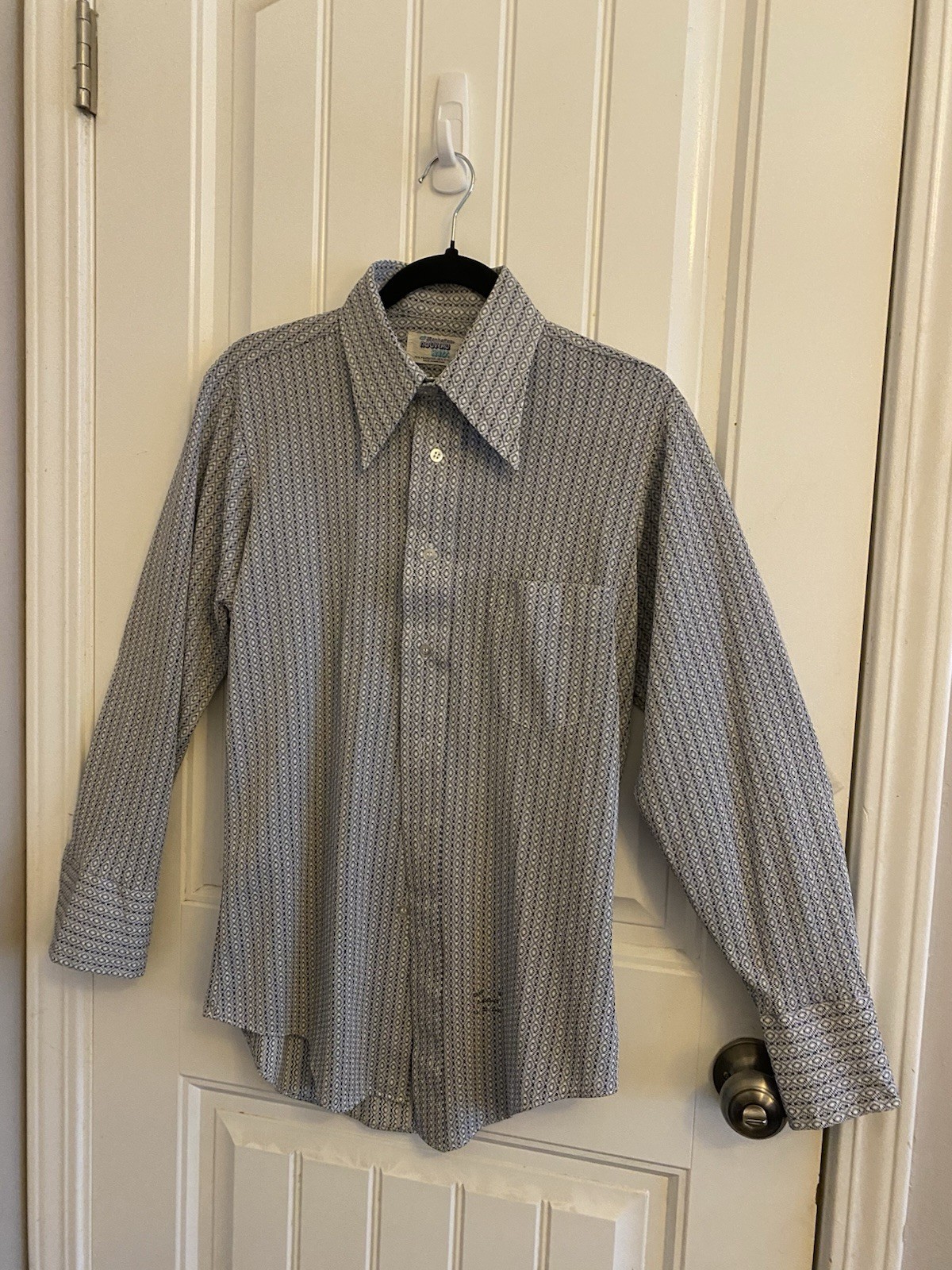 Manhattan Nouveau Knits 70s Vintage Men’s Shirt Size M blue & white patten