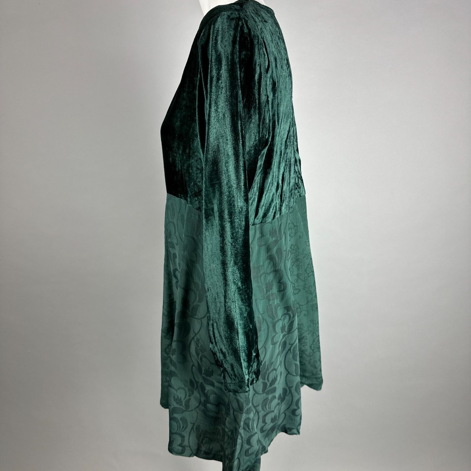 Vintage 90s Whimsigoth Fairy Grunge Green Velvet Mini Dress Goth Babydoll Small
