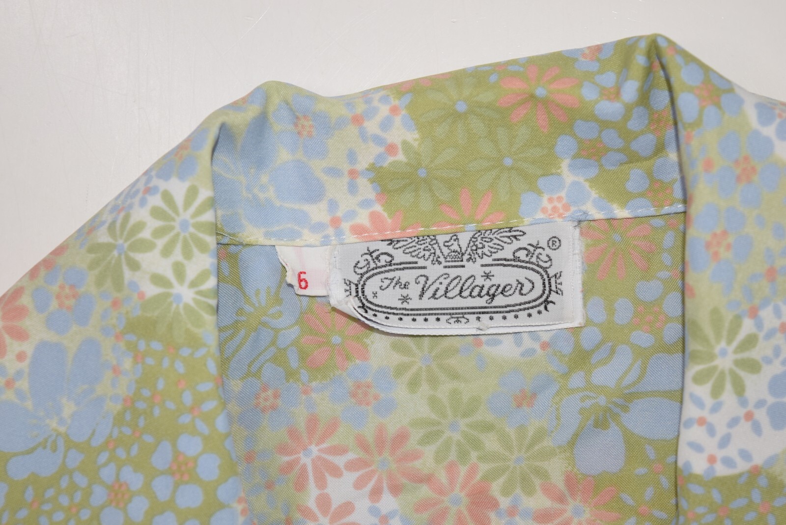Vintage 70s Blouse Womens S 6 Floral Button Up Hippy Dagger Collar Flower Power