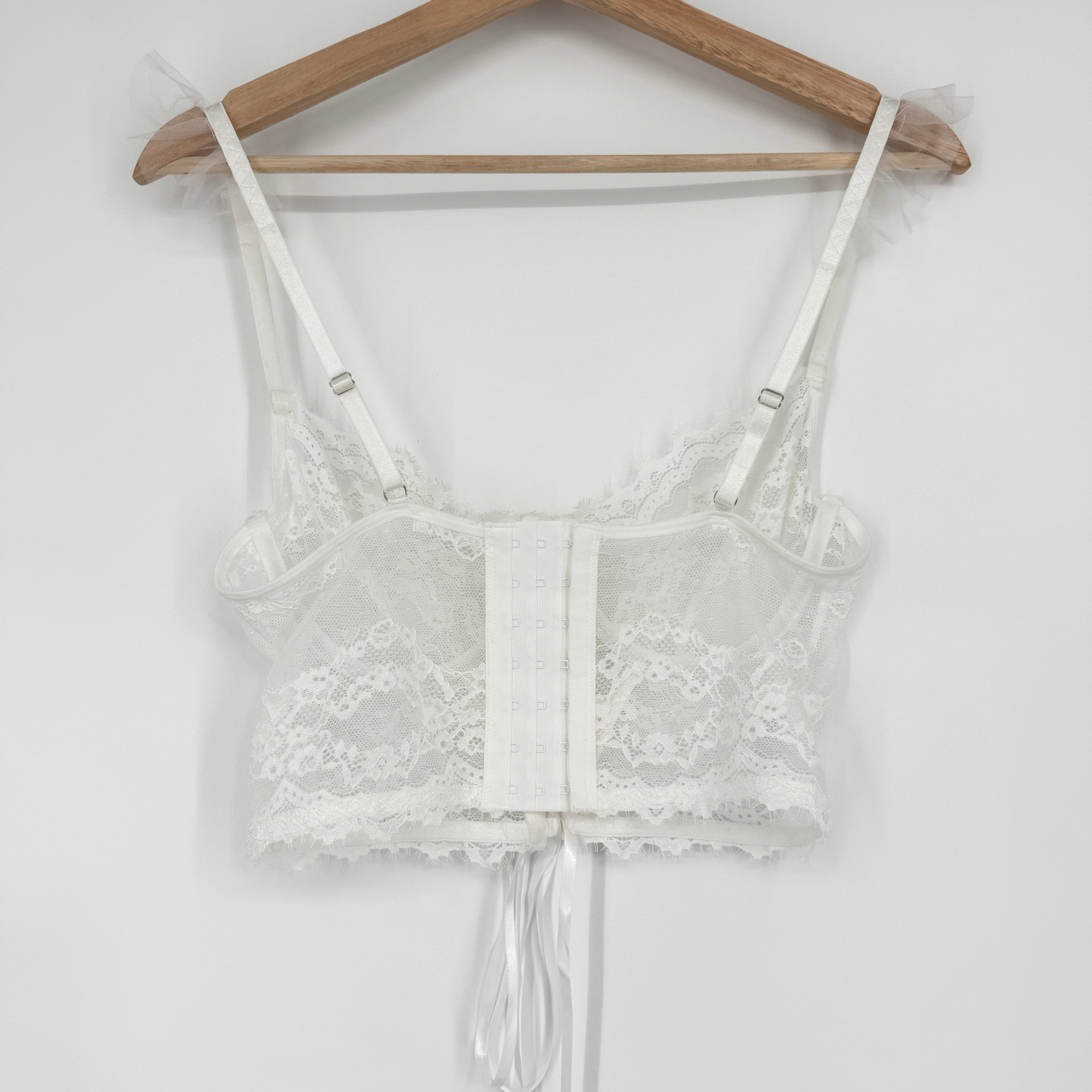 Avid Love White Lace Lingerie Top Sz M